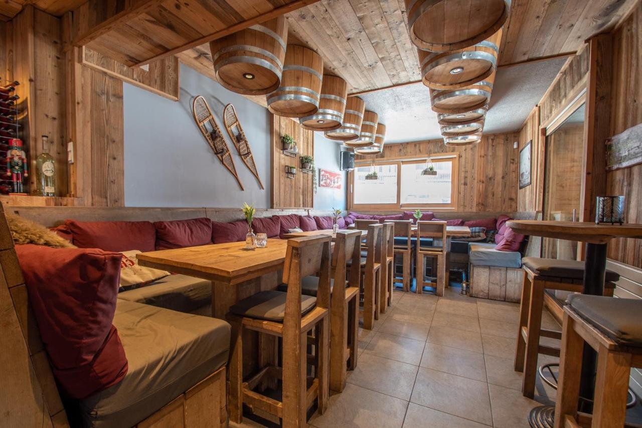 Hotel Le Sherpa Лес дьо Алпс Екстериор снимка