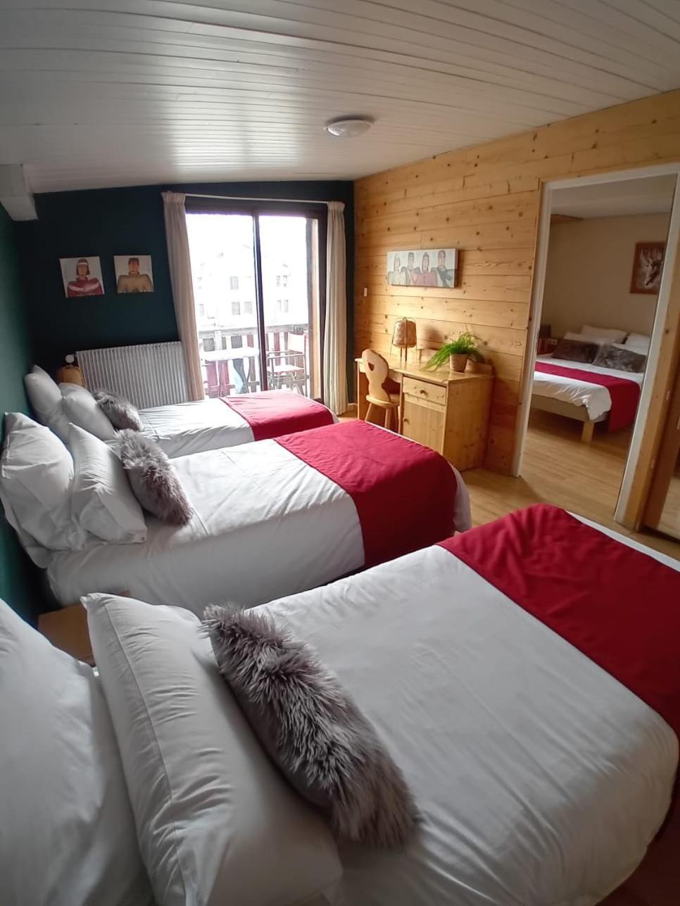 Hotel Le Sherpa Лес дьо Алпс Екстериор снимка